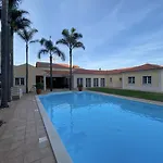 With Palm Tree Heated Pool São Martinho do Porto