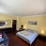 Bed & Breakfast With Palm Tree Heated Pool