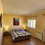With Palm Tree Heated Pool Bed & Breakfast