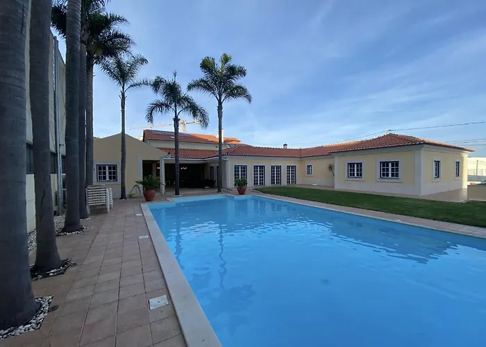 With Palm Tree Heated Pool 圣马蒂纽·杜·波特