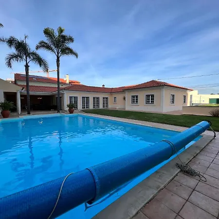 With Heated Pool Bed & Breakfast Sao Martinho do Porto