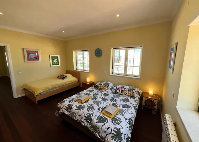 With Palm Tree Heated Pool Bed & Breakfast *