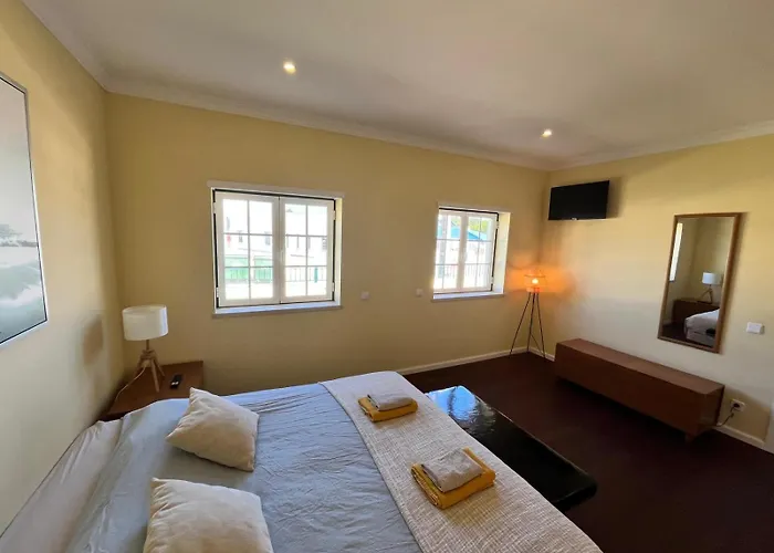 Bed & Breakfast With Palm Tree Heated Pool São Martinho do Porto