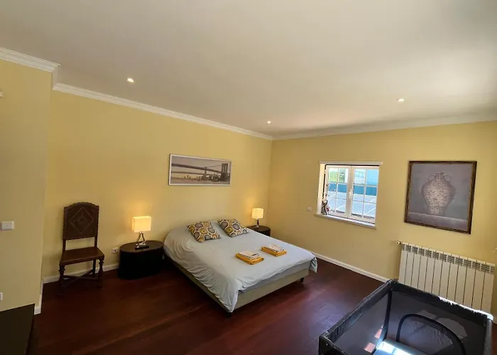 With Palm Tree Heated Pool Bed & Breakfast